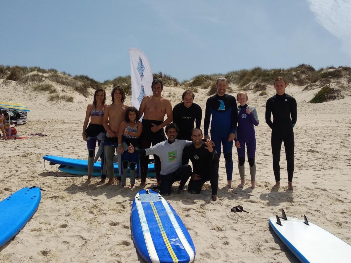West Coast Surf Hostel Арея-Бранка Экстерьер фото