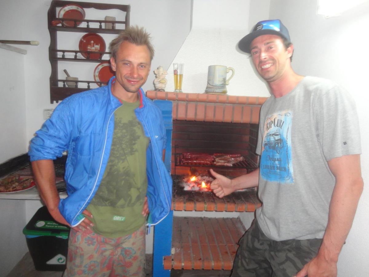 West Coast Surf Hostel Арея-Бранка Экстерьер фото