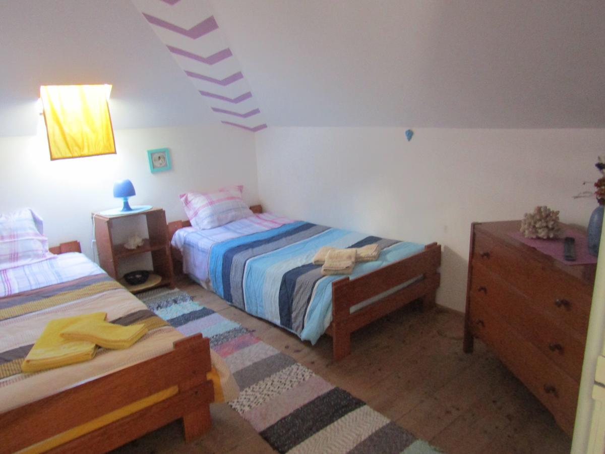 West Coast Surf Hostel Арея-Бранка Экстерьер фото