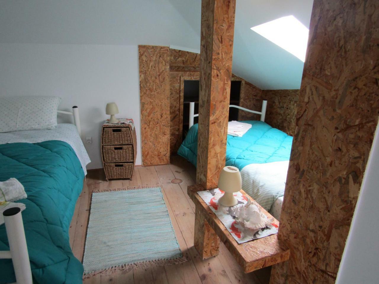 West Coast Surf Hostel Арея-Бранка Экстерьер фото