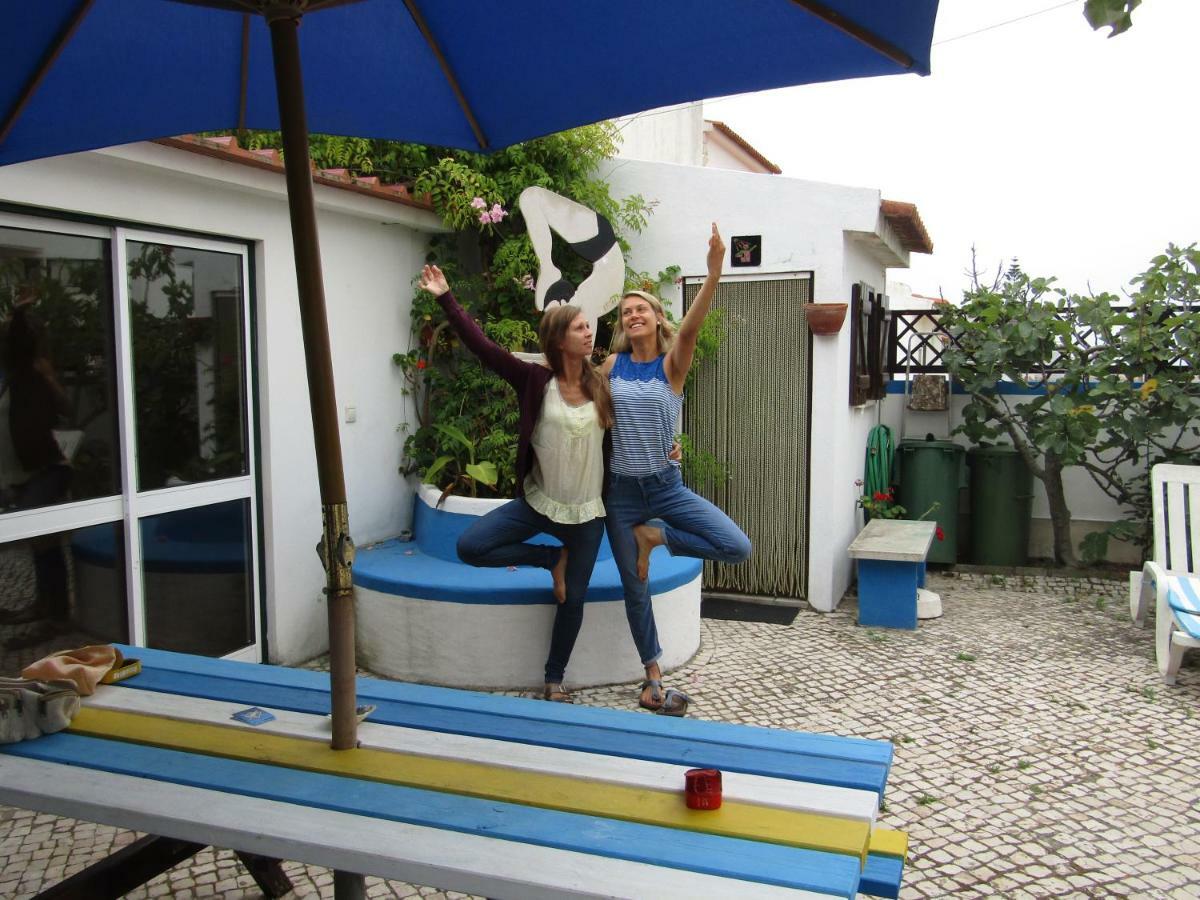 West Coast Surf Hostel Арея-Бранка Экстерьер фото